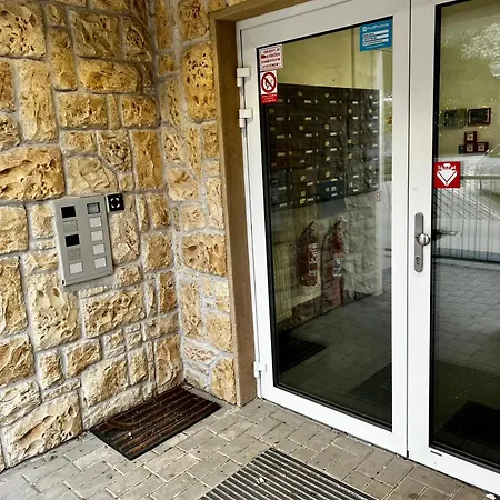 Prague Airport Apartman Tuchoměřice